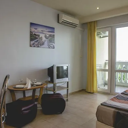 Private In Planet Hotel, Sunny Center *