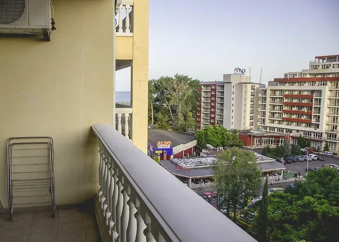 Private In Planet Hotel, Sunny Center By Flаt Manаger Apartment Slantschew brjag